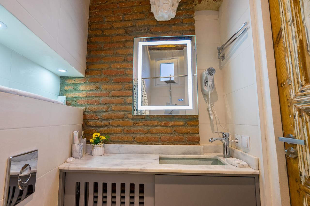 Gallery Apartment Tbilisi Exterior foto